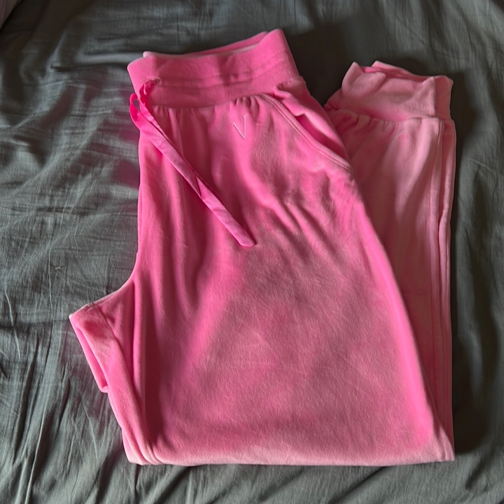 NWT Vicoria Secret velour joggers